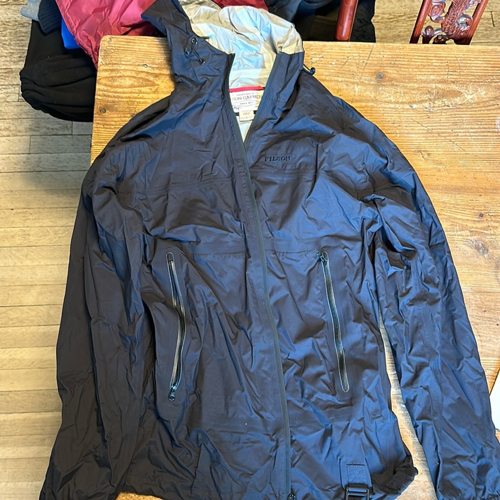 Black Men’s Filson Fishing Jacket (small)